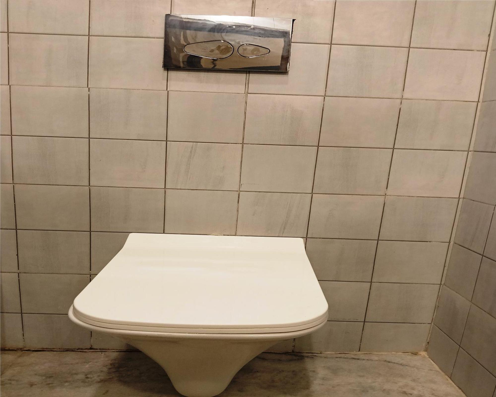 Hotel Nirvana Lakeside ウダイプル エクステリア 写真